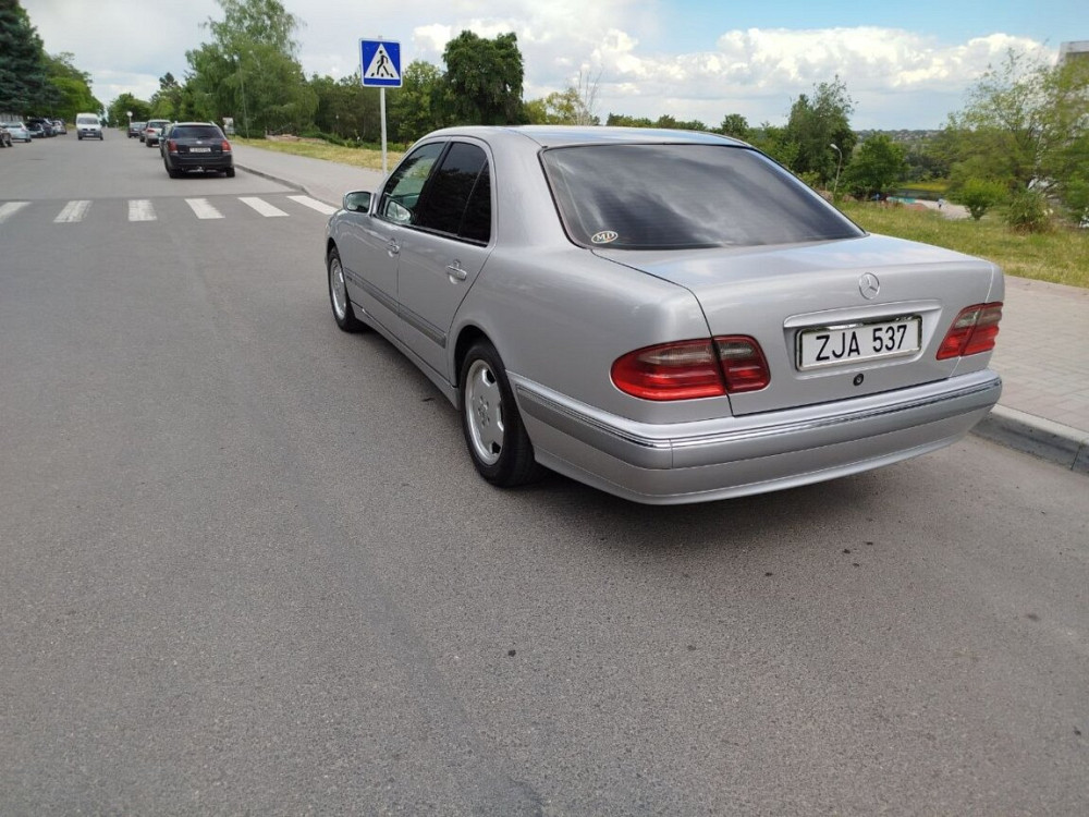 Mercedes E-Class 2001 год Бендеры Бендеры - изображение 7