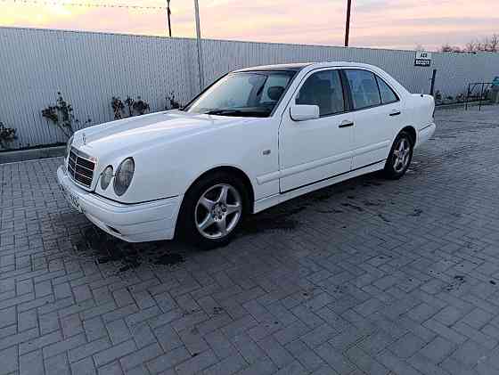 Mercedes E-Class 1996 год Бельцы Бельцы
