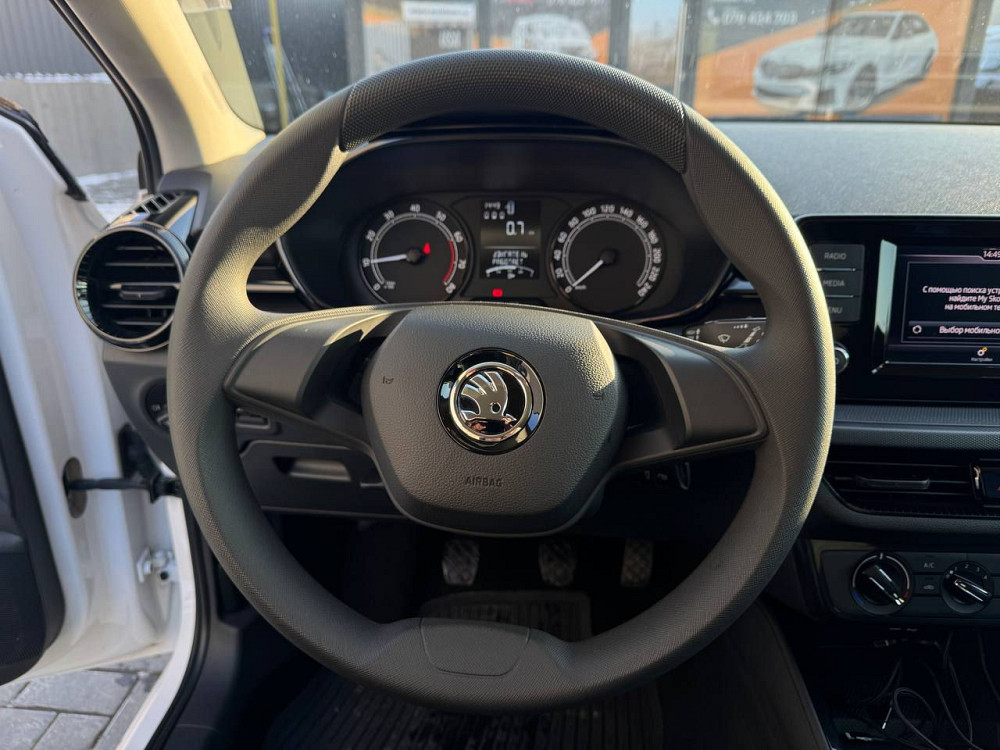 Skoda Fabia 2022 an Vadul lui Vodă Vadul lui Vodă - fotografie 8
