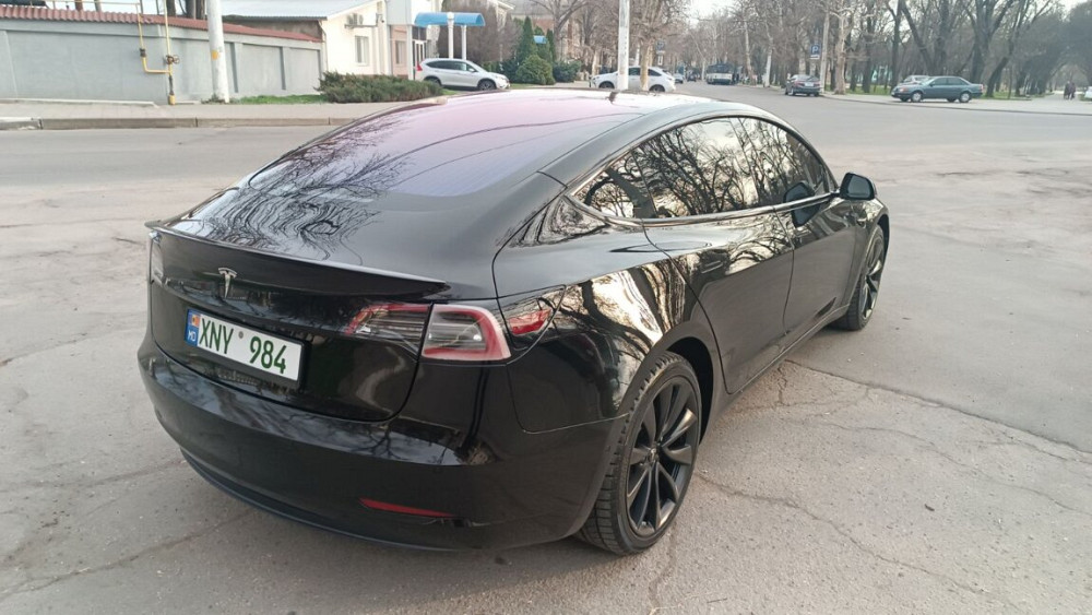 Tesla Model 3 2018 год Тирасполь Тирасполь - изображение 3