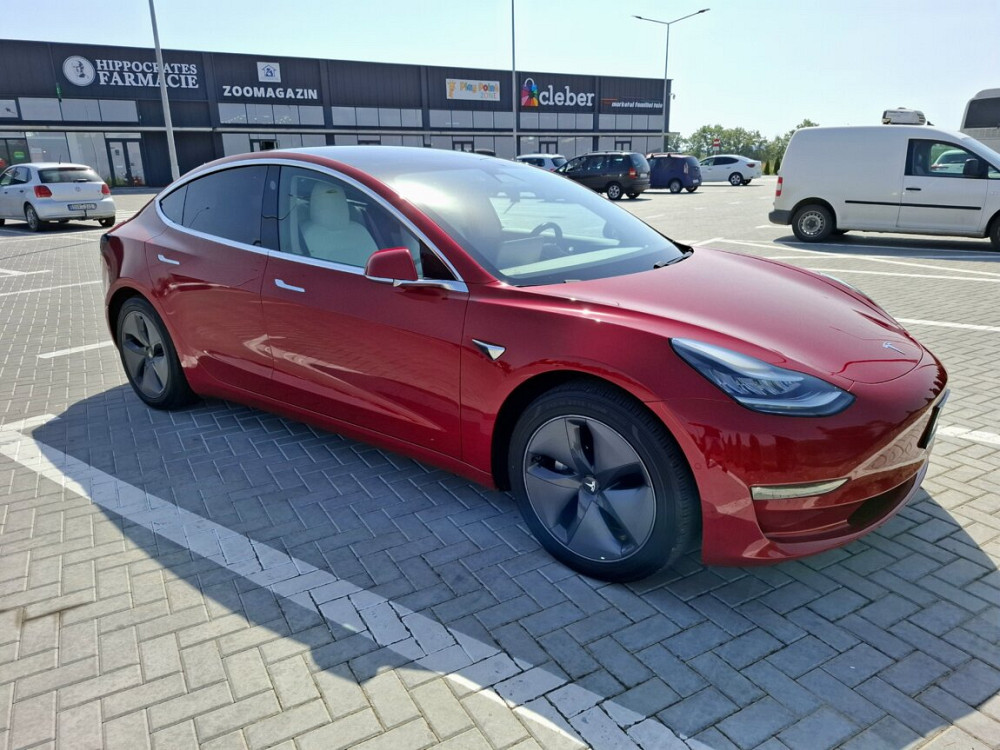Tesla Model 3 2019 год Тирасполь Тирасполь - изображение 4
