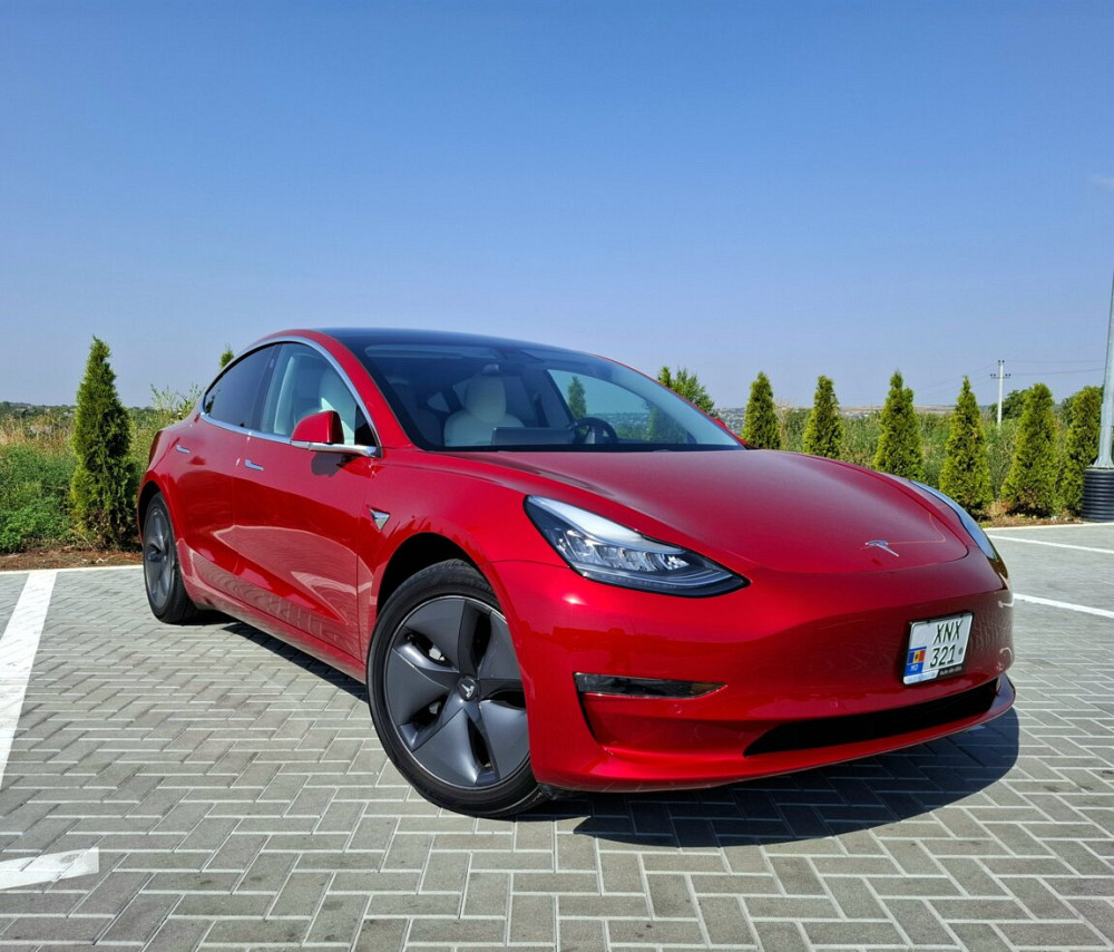 Tesla Model 3 2019 год Тирасполь Тирасполь - изображение 1