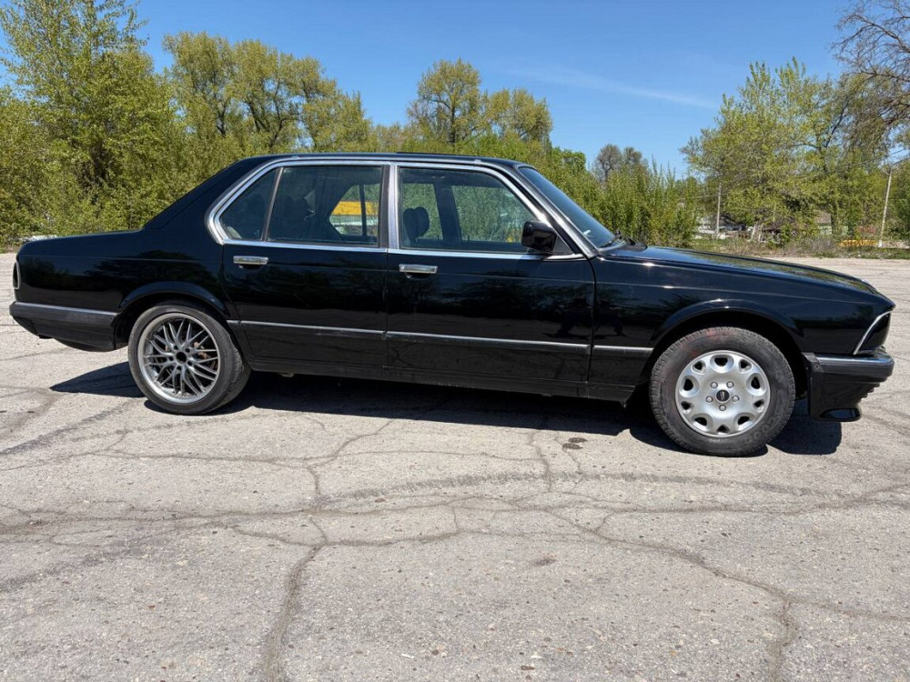 BMW seria 7 1983 an Rîbnița Rîbnița - fotografie 6