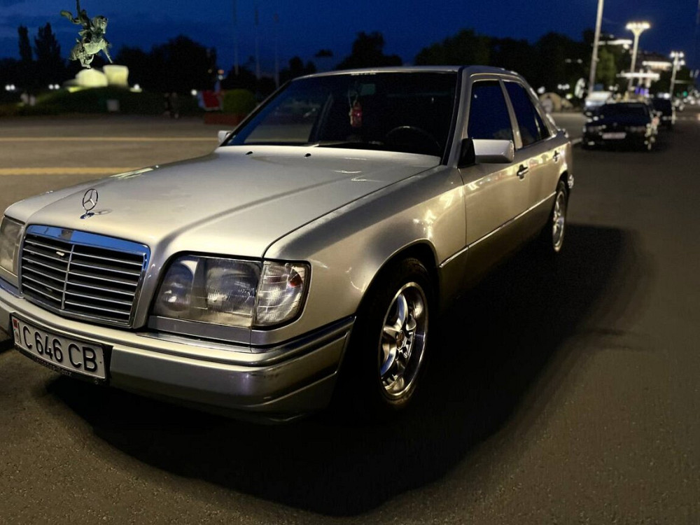 Mercedes E-Class 1993 год Тирасполь Тирасполь - изображение 1