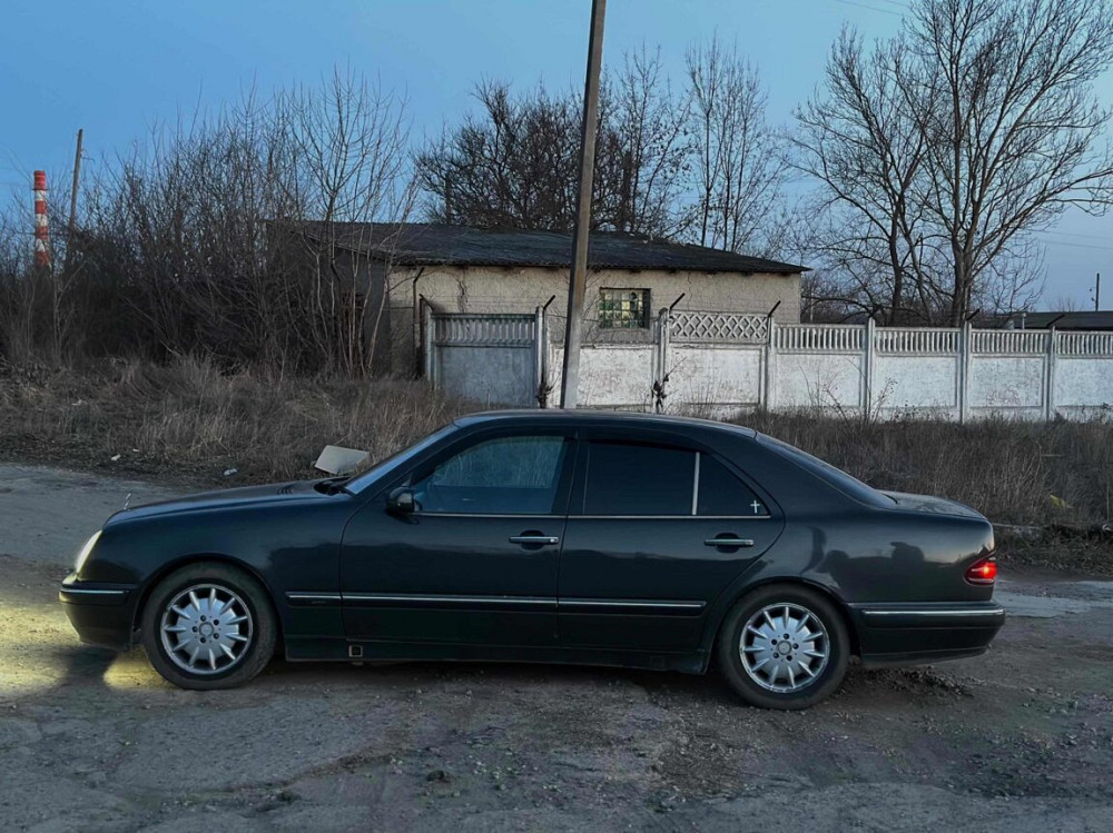 Mercedes E-Class 2001 год Дубоссары Дубоссары - изображение 6