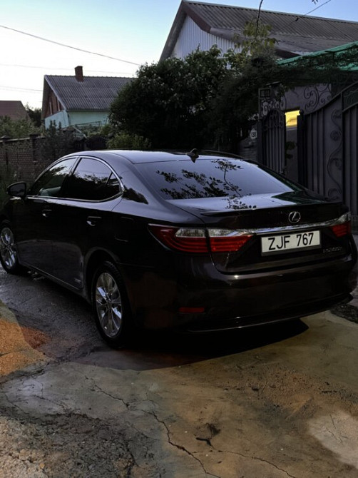 Lexus ES 2013 an Bender Bender - fotografie 2