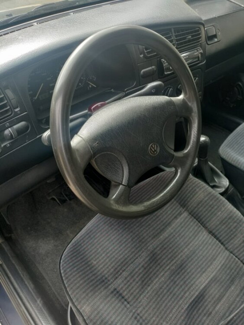 Volkswagen Golf 1993 год Тирасполь Тирасполь - изображение 3