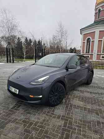 Tesla Model Y 2024 год Бендеры Бендеры