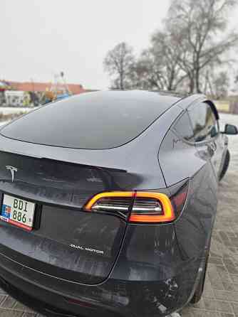 Tesla Model Y 2024 год Бендеры Бендеры