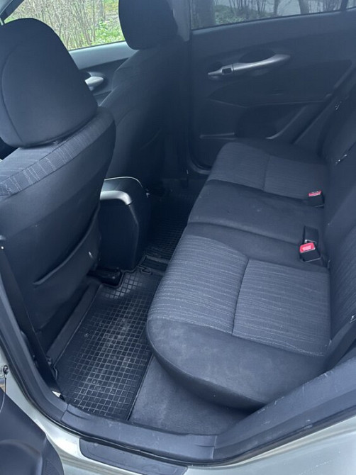 Toyota Auris 2008 год Кишинёв Кишинёв - изображение 5