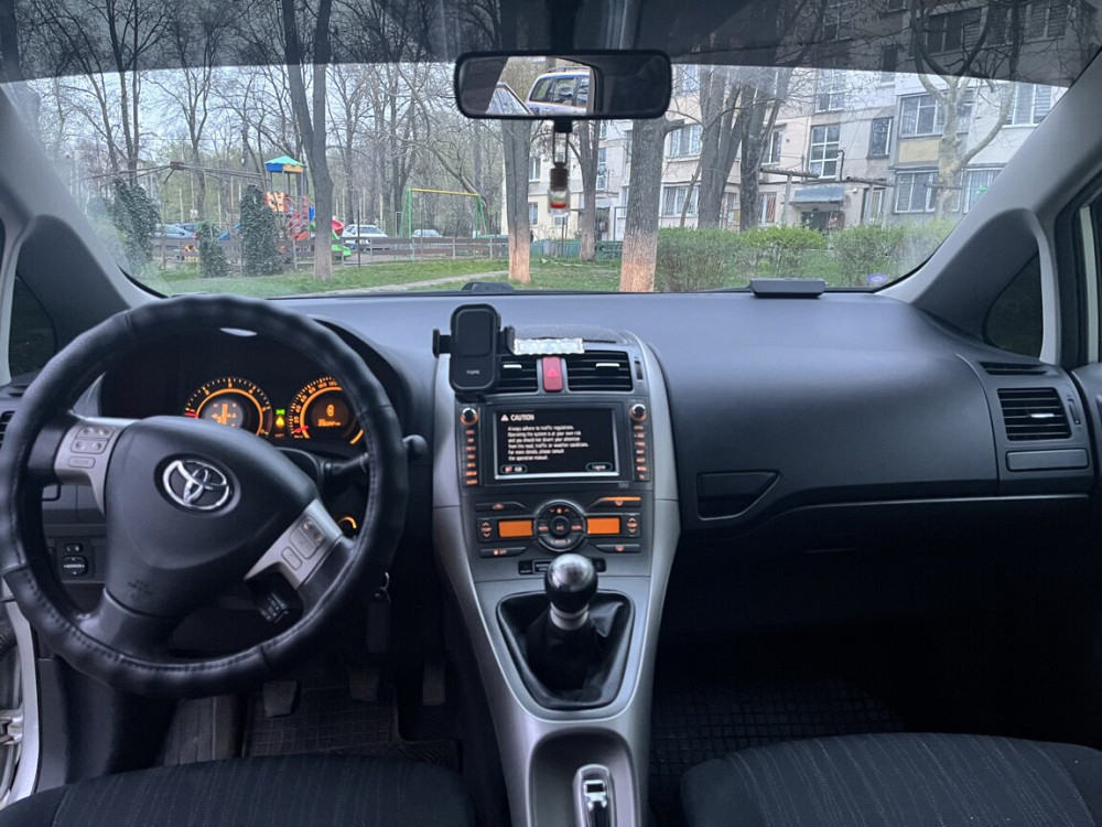 Toyota Auris 2008 год Кишинёв Кишинёв - изображение 7
