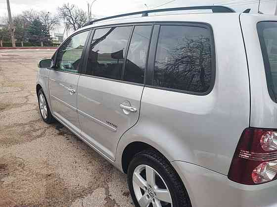 Volkswagen Touran 2009 год Тирасполь Тирасполь