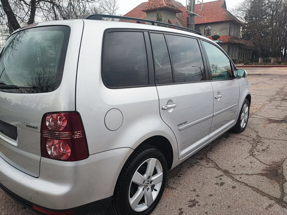 Volkswagen Touran 2009 год Тирасполь Тирасполь - изображение 2