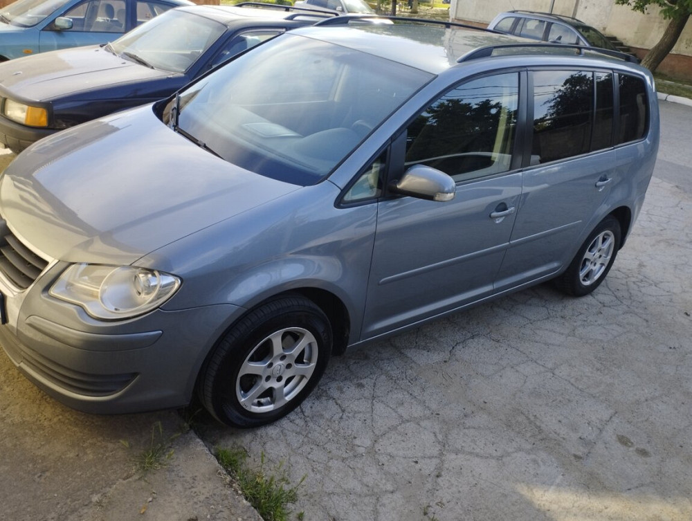 Volkswagen Touran 2008 год Рыбница Рыбница - изображение 1