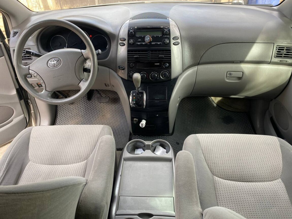 Toyota Sienna 2007 an Tiraspol Tiraspol - fotografie 9