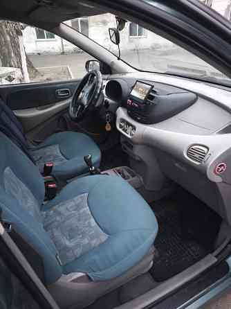 Nissan Almera Tino 2001 год Тирасполь Тирасполь