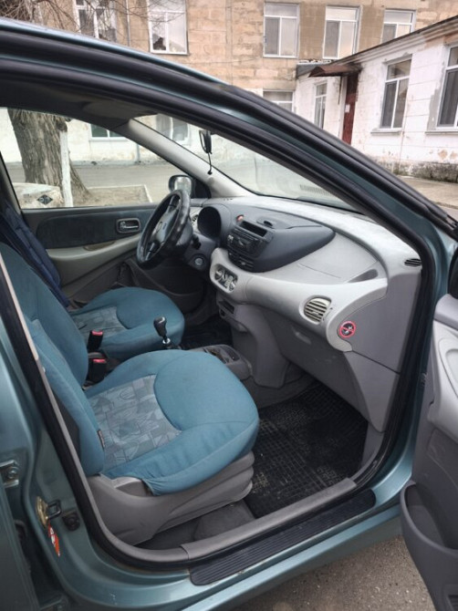 Nissan Almera Tino 2001 год Тирасполь Тирасполь - изображение 10