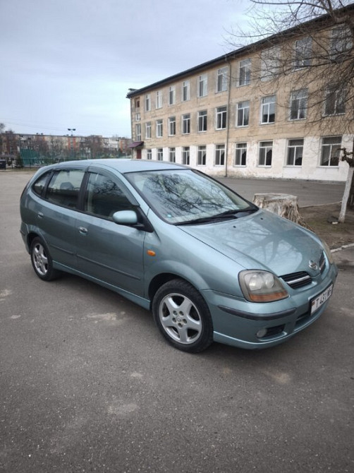 Nissan Almera Tino 2001 год Тирасполь Тирасполь - изображение 1