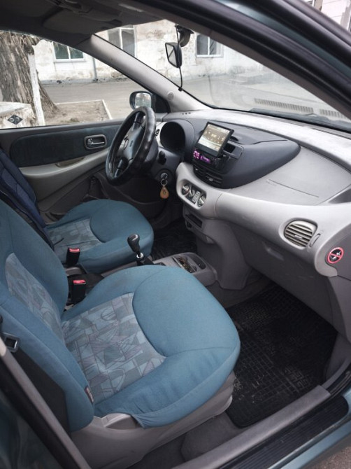 Nissan Almera Tino 2001 год Тирасполь Тирасполь - изображение 4