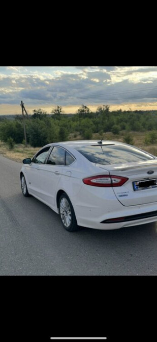 Ford Fusion 2013 an Bender Bender - fotografie 3