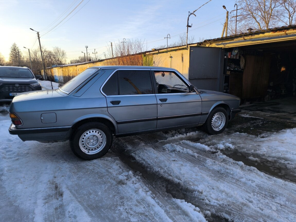 BMW 5 Series 1984 год Кишинёв Кишинёв - изображение 2