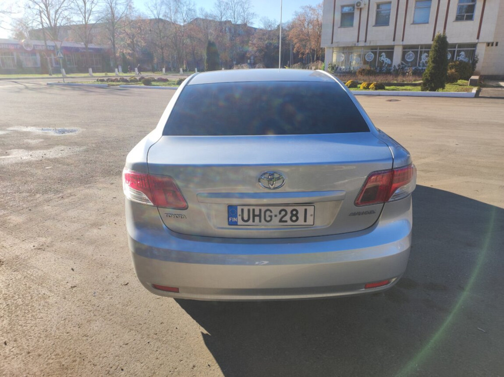 Toyota Avensis 2011 год Каменка Каменка - изображение 4