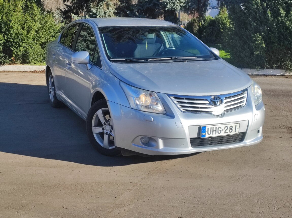 Toyota Avensis 2011 год Каменка Каменка - изображение 1