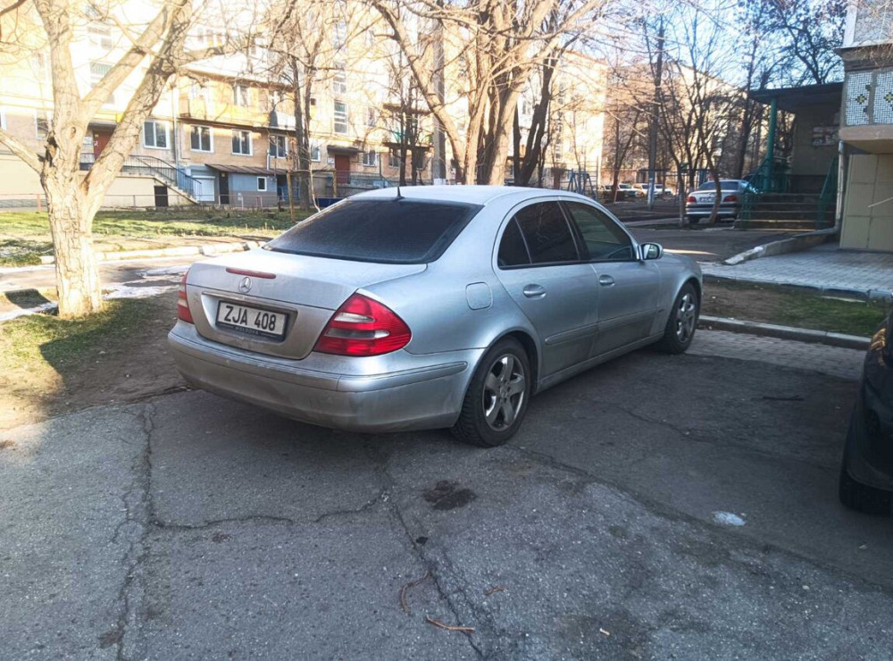Mercedes E-Class 2004 год Тирасполь Тирасполь - изображение 2