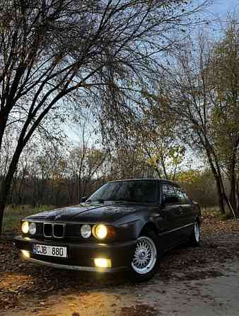 BMW 5 Series 1993 год Кишинёв Кишинёв