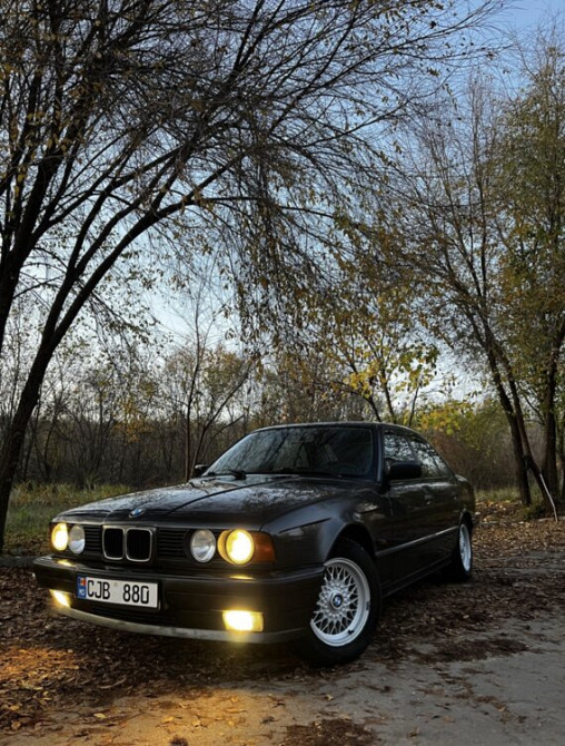BMW 5 Series 1993 год Кишинёв Кишинёв - изображение 1