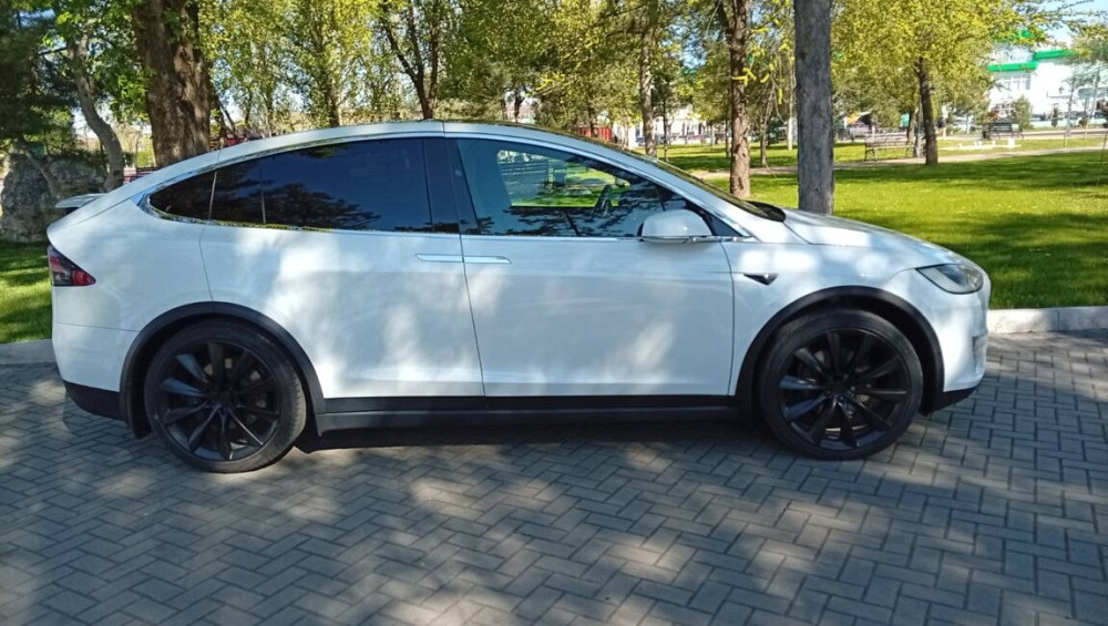 Tesla Model X 2020 год Тирасполь Тирасполь - изображение 2
