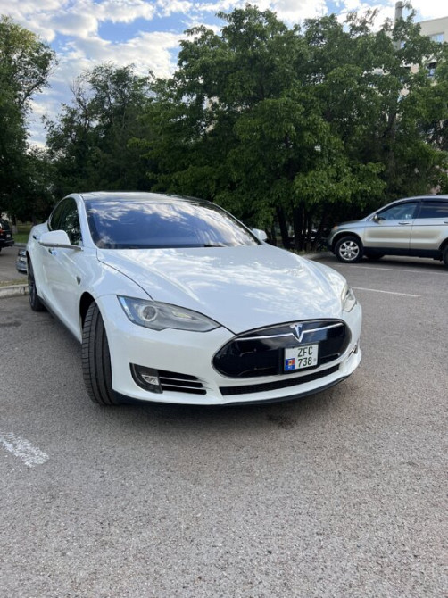 Tesla Model S 2013 год Тирасполь Тирасполь - изображение 2