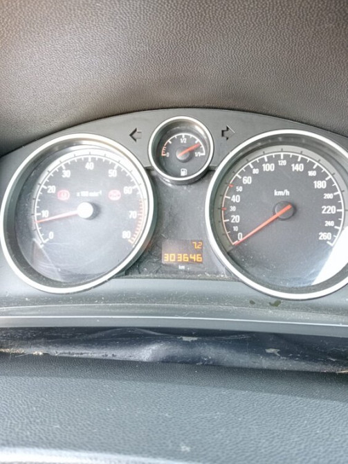 Opel Zafira 2010 год Рыбница Рыбница - изображение 1