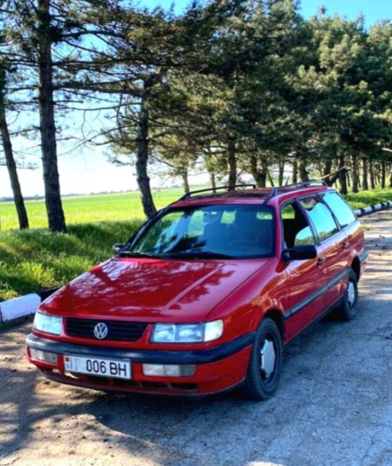 Volkswagen Passat 1995 год Суклея Суклея - изображение 2
