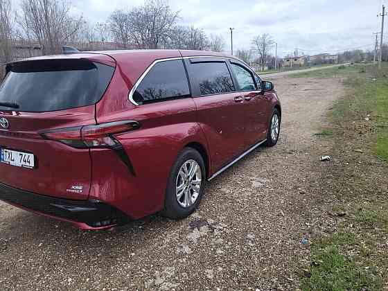 Toyota Sienna 2021 год Тирасполь Тирасполь