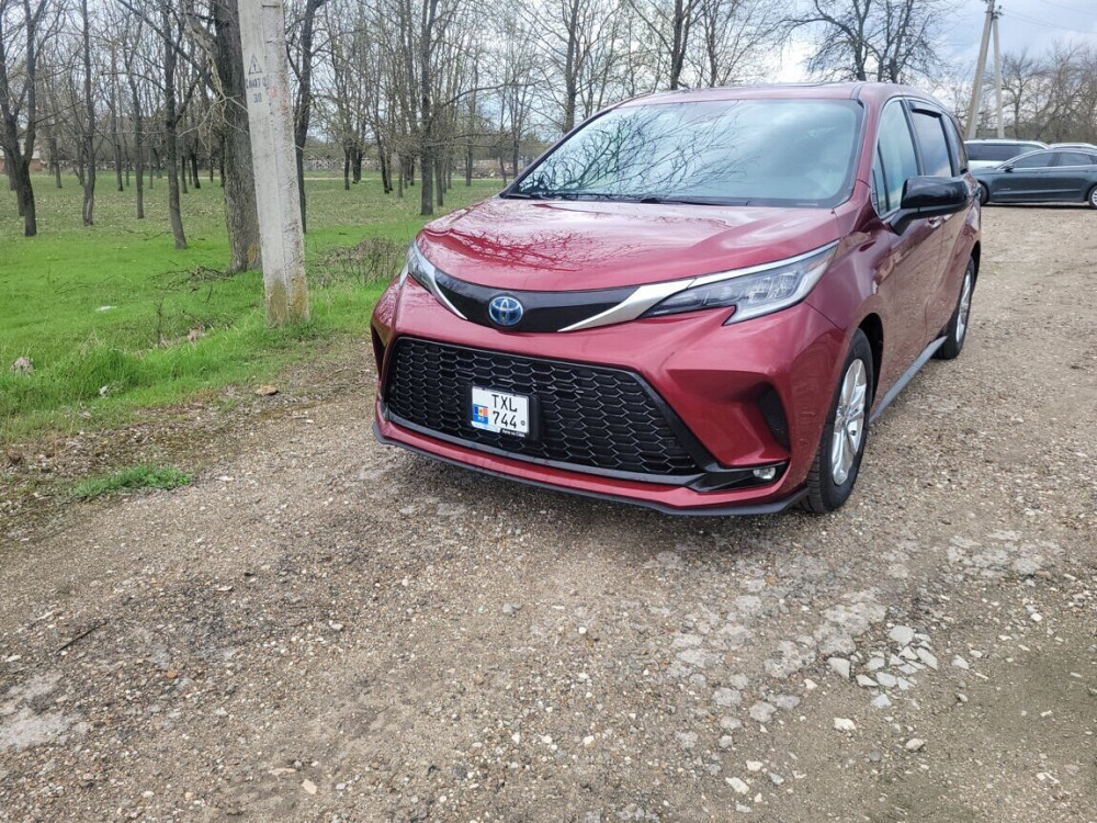 Toyota Sienna 2021 год Тирасполь Тирасполь - изображение 1