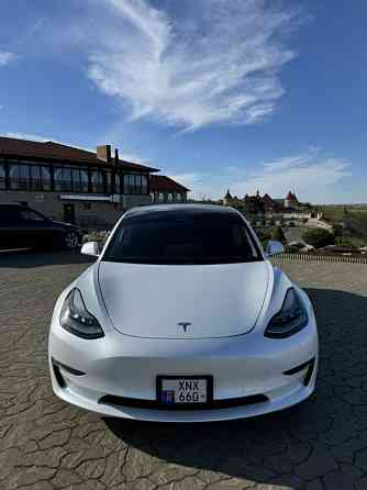 Tesla Model 3 2019 год Бендеры Бендеры