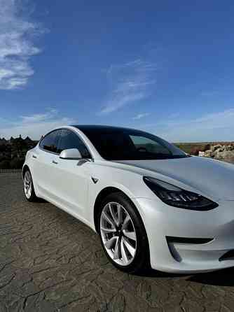 Tesla Model 3 2019 год Бендеры Бендеры