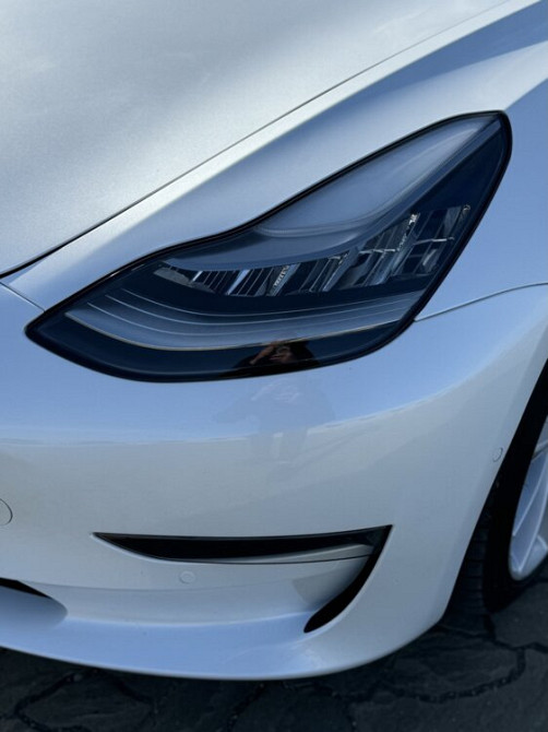 Tesla Model 3 2019 год Бендеры Бендеры - изображение 4