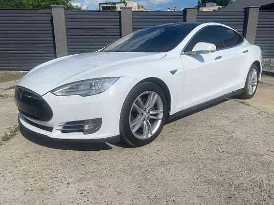 Tesla Model S 2013 год Рыбница Рыбница