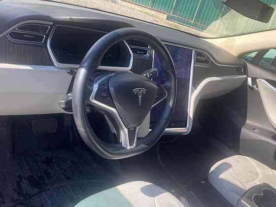 Tesla Model S 2013 год Рыбница Рыбница