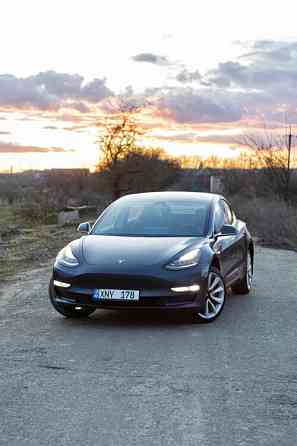 Tesla Model 3 2018 год Тирасполь Тирасполь