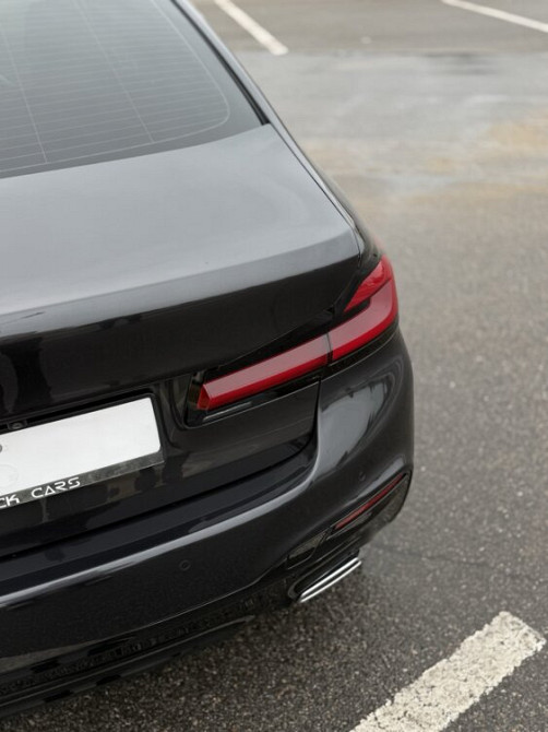 BMW 5 Series 2019 год Новые Анены Новые Анены - изображение 8