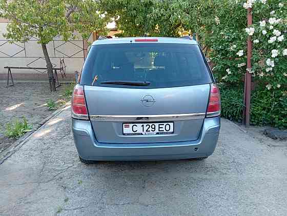 Opel Zafira 2006 год Парканы Парканы