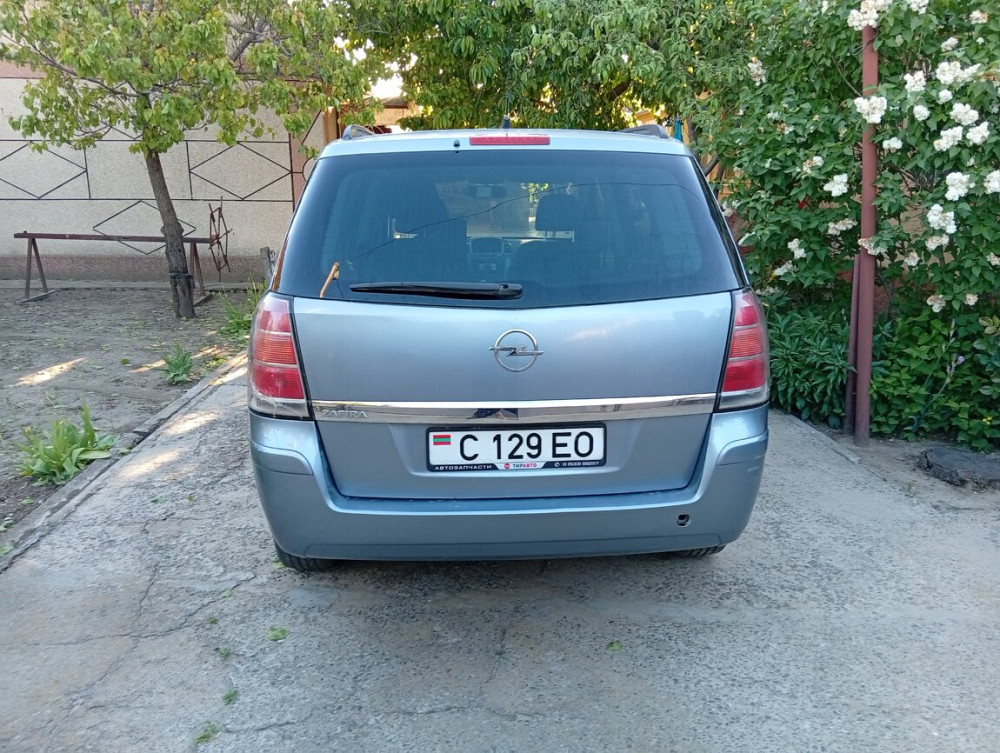 Opel Zafira 2006 год Парканы Парканы - изображение 3