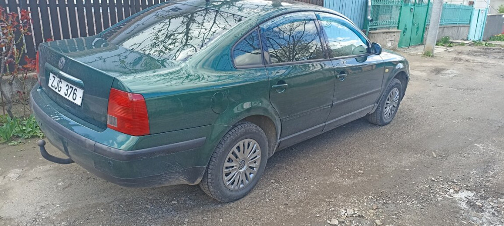 Volkswagen Passat 1999 an Bender Bender - fotografie 8