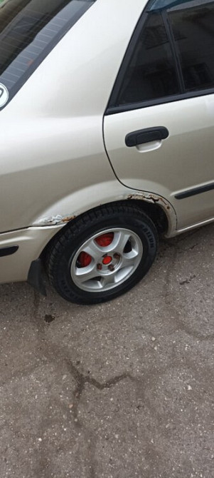 Mazda 323 2000 год Тирасполь Тирасполь - изображение 5