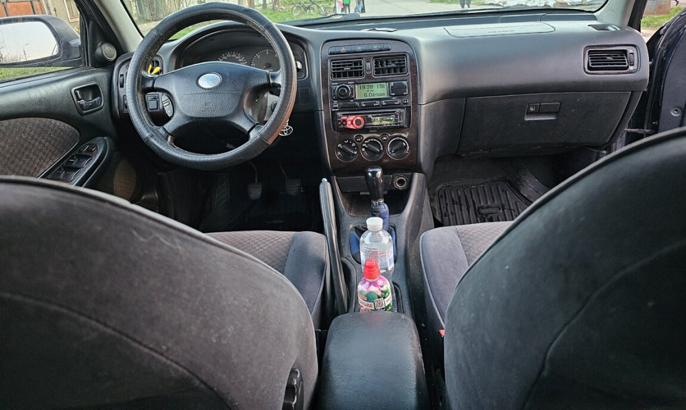 Toyota Avensis 2001 год Бендеры Бендеры - изображение 2