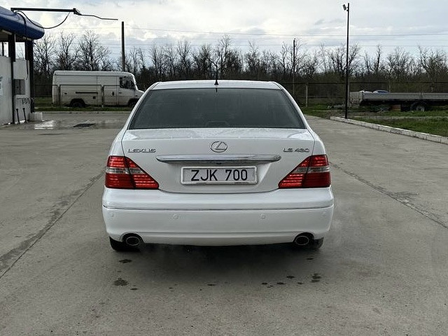 Lexus LS 2005 an Tiraspol Tiraspol - fotografie 4