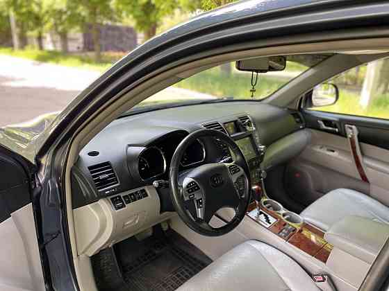 Toyota Highlander 2011 год Бендеры Бендеры